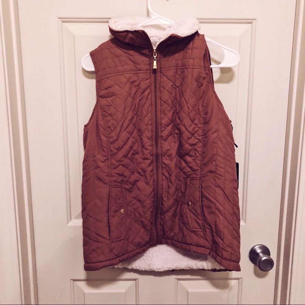 Tan Quilted Vest - NEW WITH TAG - Never worn